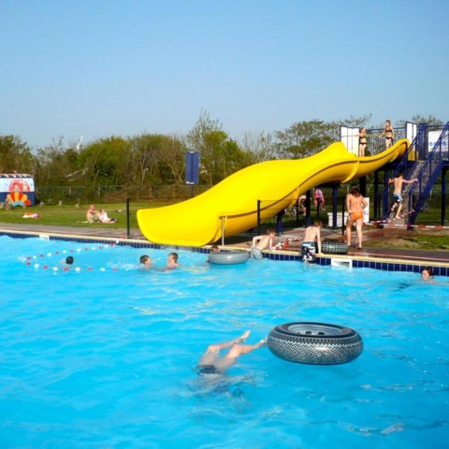 Strandhuis De Zon - Recreatiepark De Watersnip Petten Exterior foto